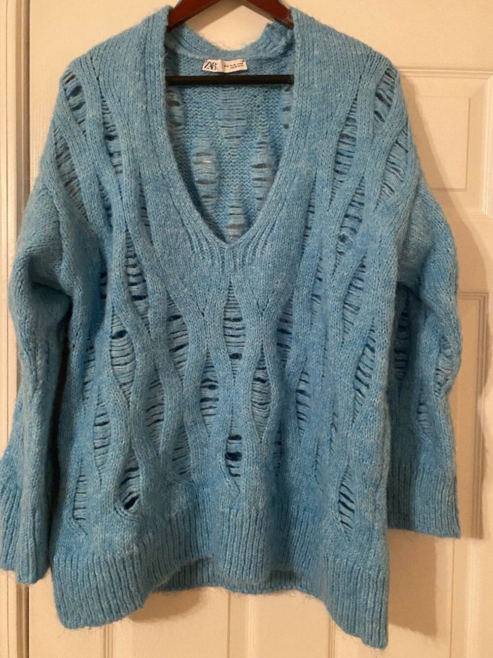 ZARA SWEATER BLUE M